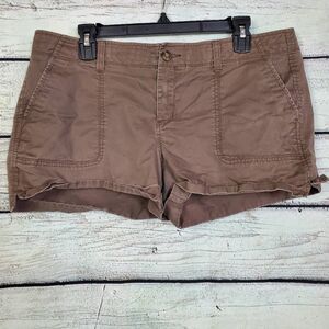 Old Navy Women's Low-Rise 3.5" Shorts Size 14 Brown Stretch Khaki Favorite Khaki
